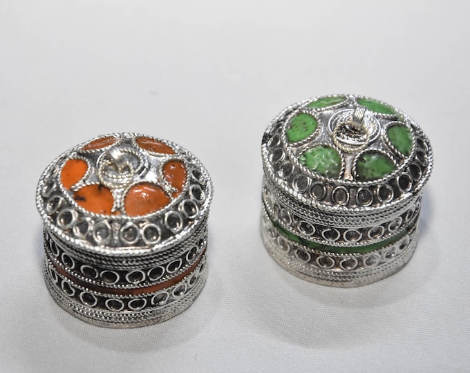Set of 2 Vintage Box Style Silver Filigree and enameled Trinket Boxes