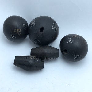ethnic tuareg jewels ,old Mauritanian wood beads for necklace ,ebony beads with silver