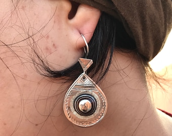Handmade Tuareg Silver Earrings: Ebony Ethnic Moroccan Jewelry