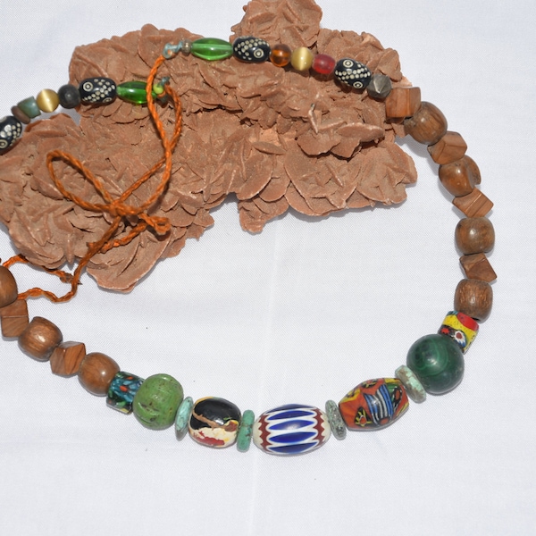 Ancien collier africain beads,anciennes perles de verres dites "millefiori", pour collier , old vintage beads