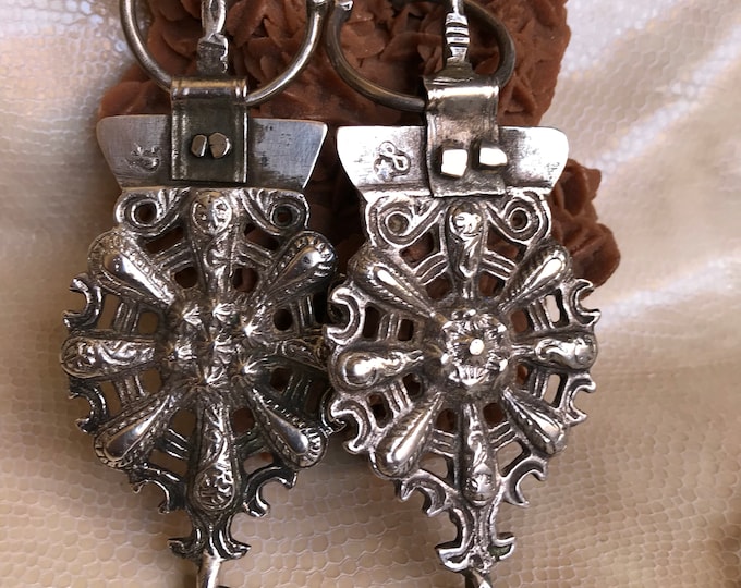 Old pair of Berber fibula – TIZERZAI – Nador region, northern Morocco, ethnic Moroccan fibula, old Moroccan jewels silver