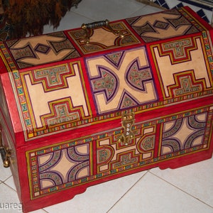 Tuareg Craft Chest , Mauritania Big Chest Handmade