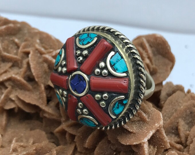 Bague antique turquoise unique, bague multipierre tibétaine, bague ethnique turquoise et corail, bijoux turquoise mosaïque, bijoux mexicains