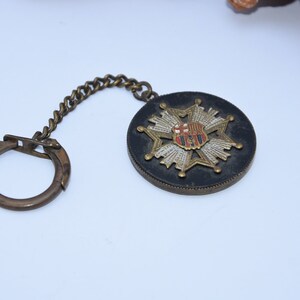 Antique porte clé fc barcelone , 1950s
