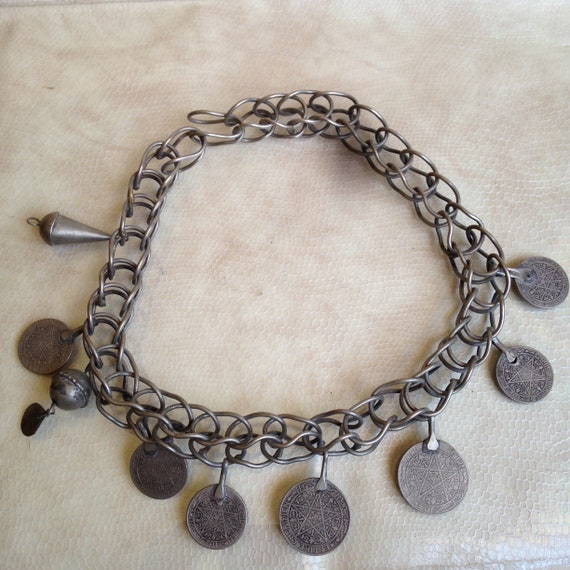 Collier Marocain Berb re Avec Perles De Corail Et Arg Gem collier-marocain-berb-re-avec-perles-de-corail-et-arg-gem