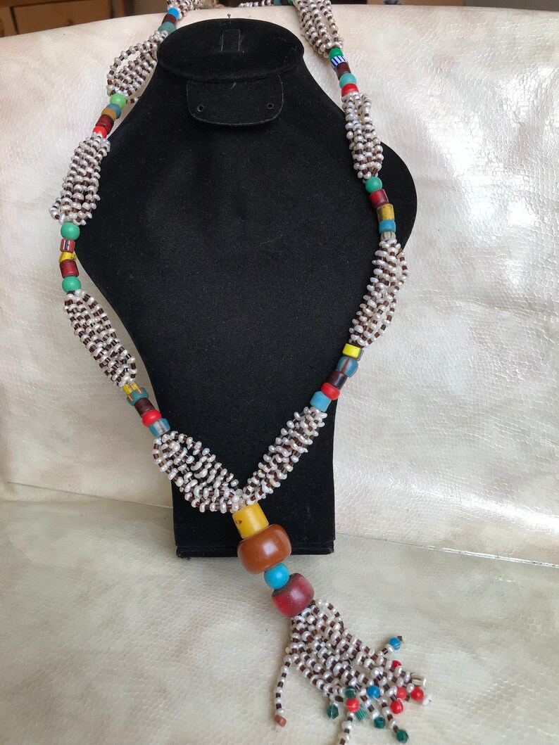 ancienne collier Superbe perle rocaille mauritanien et collier d\u2019ambre V\u00e9ritable