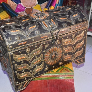 Toeareg Borst Oud, Hout Marokkaanse Sahara Borst, Berber Borst Hout en Hoorn