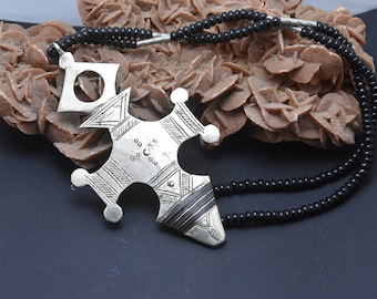 Handmade Tuareg Silver Necklace: Ethnic Berber Pendant, 55cm
