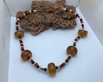 collier ancienne du vallée du draa fait a main avec des ancienne perles ,ethnique vintage collier