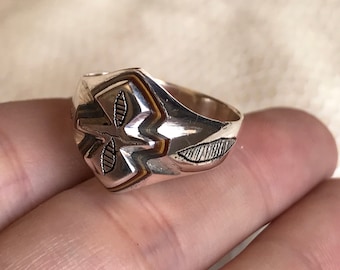 Engraved Touareg Silver Ring - Ethnic Ebony Inlay