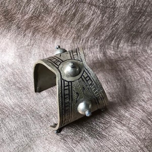 Vintage Berber Bracelet: Moroccan AIT ATTA Cuff
