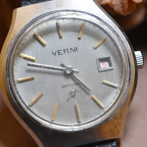 Orologio meccanico vintage Verni Antichoc