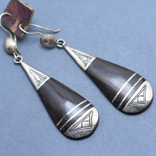 Boucles d’oreilles ébène modernes Touareg,ebony tuareg earrings,african earrings