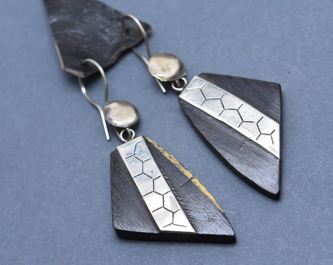 TUAREG EBONY and Tuareg Silver Melange Hand Etched Earrings, Ethnic Boho, Touareg. Bijoux Ethnics, Berbere