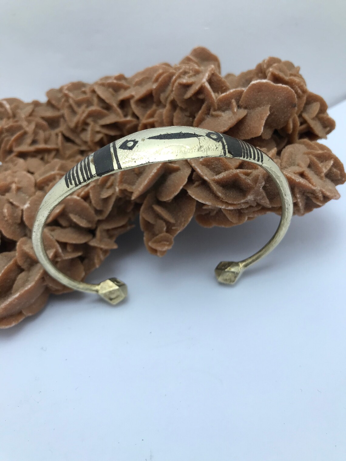 Bracelet Artisanal Touareg En Laiton Et Agate Naturelle - Occasion En Bon état