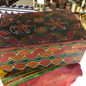 berber jewelry box , handmade box wood Berber , moroccan jewelry box