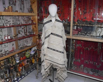 Old Berber Woman's Mantle - Tahendirt - handira vintage Ait Hadiddu Tribe, Morocco