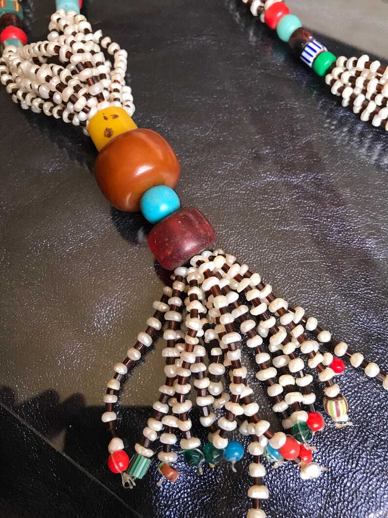 ancienne collier Superbe perle rocaille mauritanien et collier d\u2019ambre V\u00e9ritable