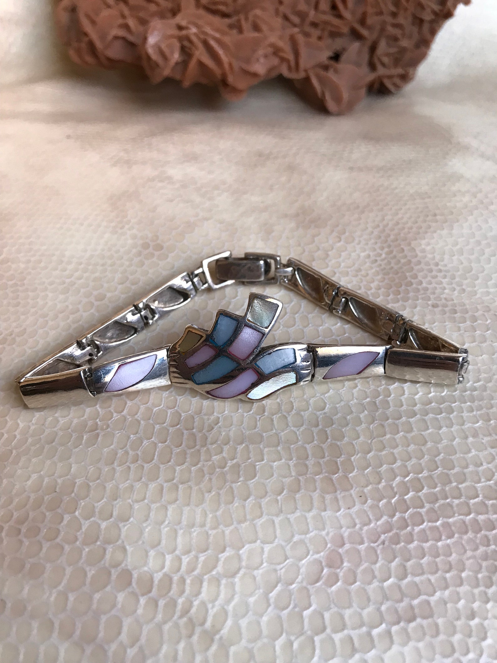 Broche Vintage Couleur Argent Avec Nacre D'abalone Bleue - Bijou Ancien - Bon état