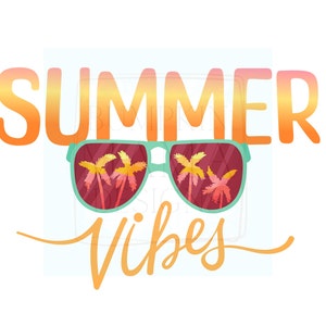 Op de afbeelding: De tekst "Summer Vibes" in oranje en geel met een turquoise zonnebril met palmbomen die in de glazen worden weerspiegeld.