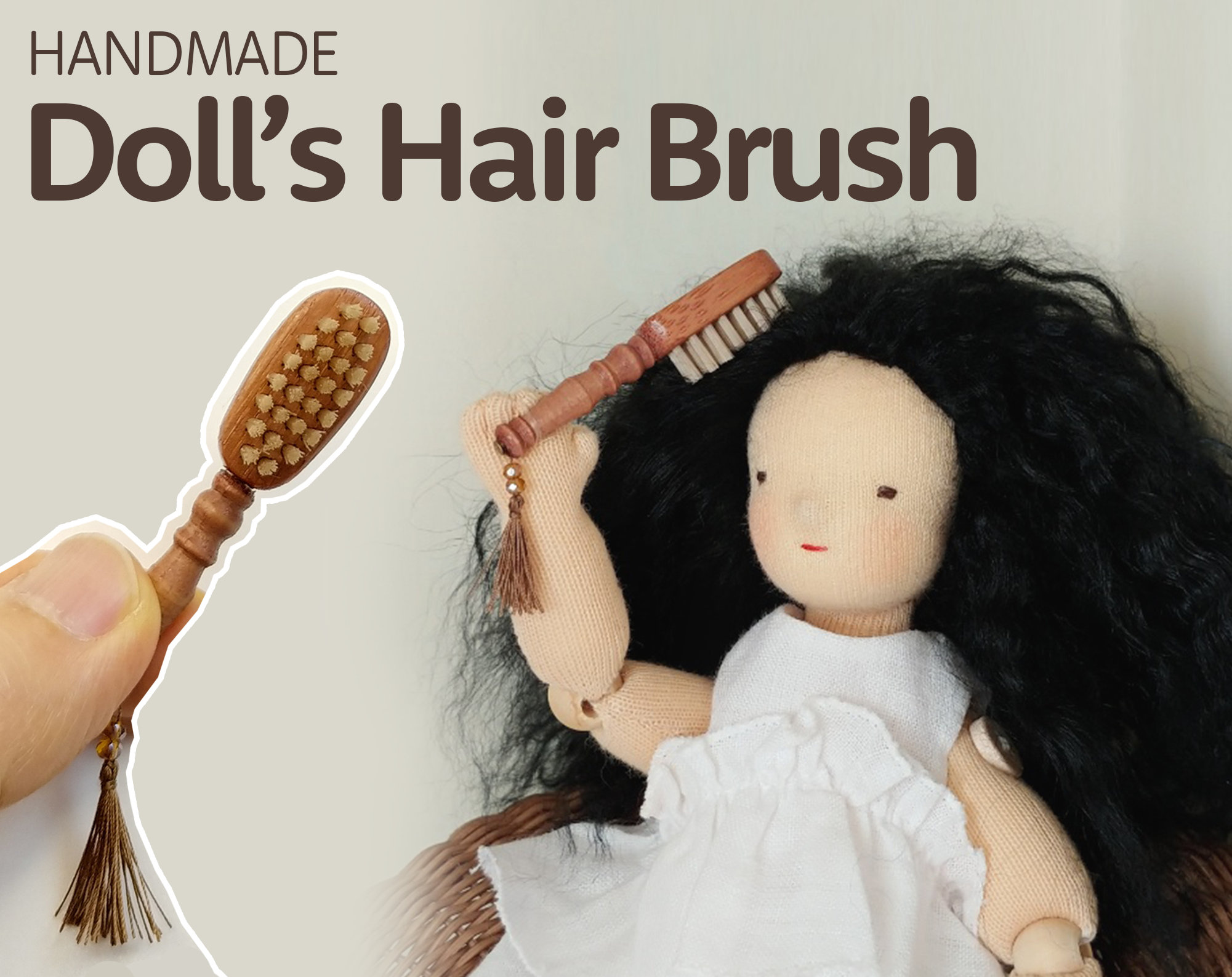 Doll Hair Brush / Doll's Miniature 