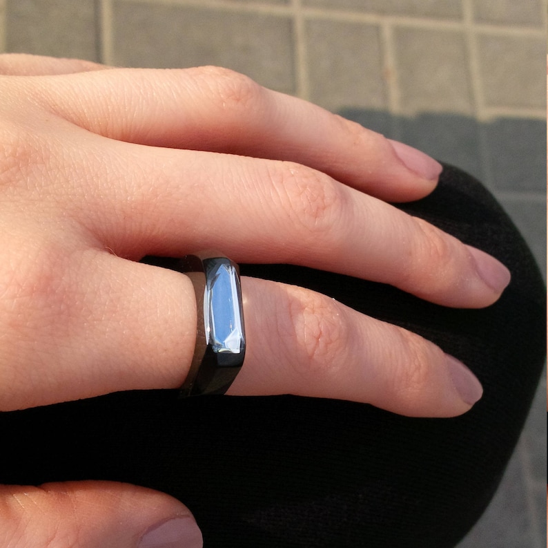 Unique Geometric Ring for Wife Black Resin Ring with Mirror Statetement Black Mirror Ring