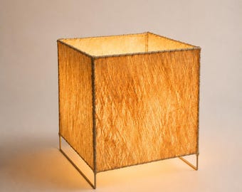 Handcrafted Wabi-Sabi light sculpture made of fiber textile – Cubic ambient lamp in Akari style – Japandi / Organic Modern