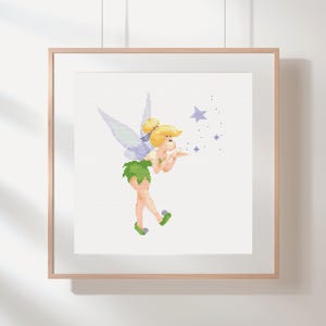 Tinker Bell Kreuzstichmuster: Fee bläst Sterne in die Luft (PDF Download)