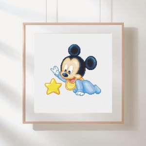 Bébé Mickey Mouse, point de croix PDF – Joli motif pour chambre d'enfant avec étoile, design inspiré de Disney, téléchargement immédiat