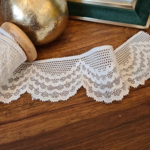 5,5 cm Nottingham Lace Delikatna Średnia Vintage Styl Valenciennes Koronka Taśma Na Metry, Delikatny Falbaniasty Wzór W Kość Słoniową Biel