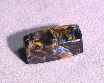 Pietersita, piedra de diseño, cabujón especial Schiller azul y dorado