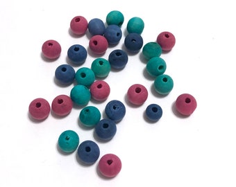 30pc FAIRY WINGS 10MM Wooden Beads//Hole 3MM Round Beads/ Hand Dyed//Center Drilled/DIY Jewelry Beads/Macrame/Garland/Bracelet Beads