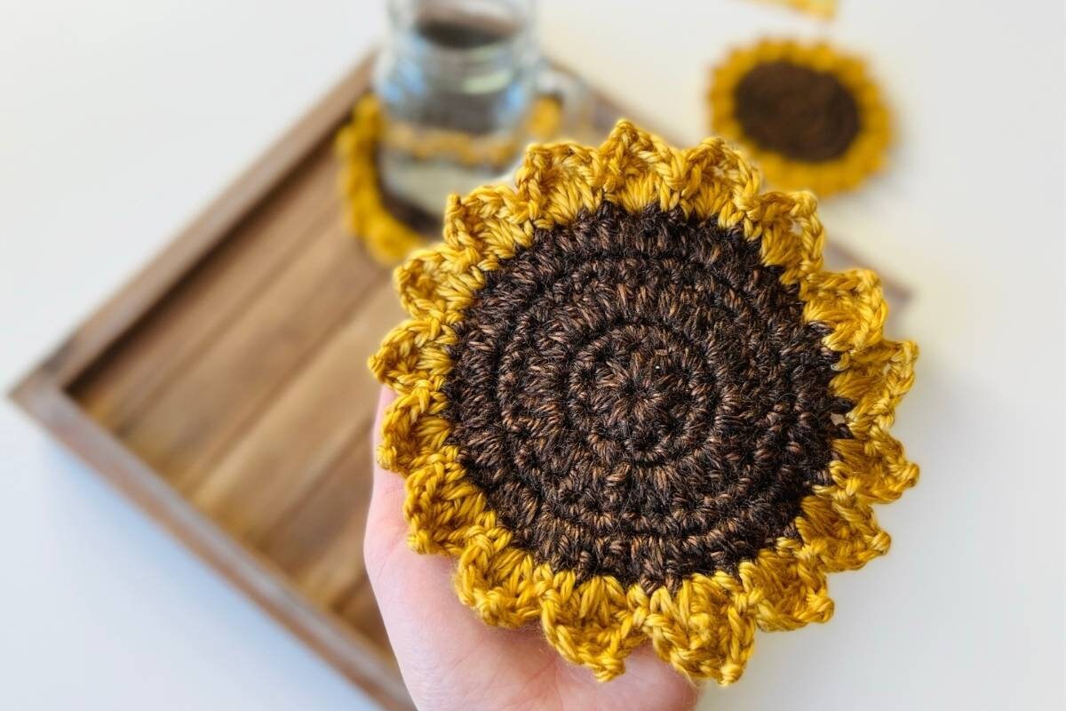 Crochet Sunflower Coaster Pattern // Easy Crochet Gift Pattern // Flat ...