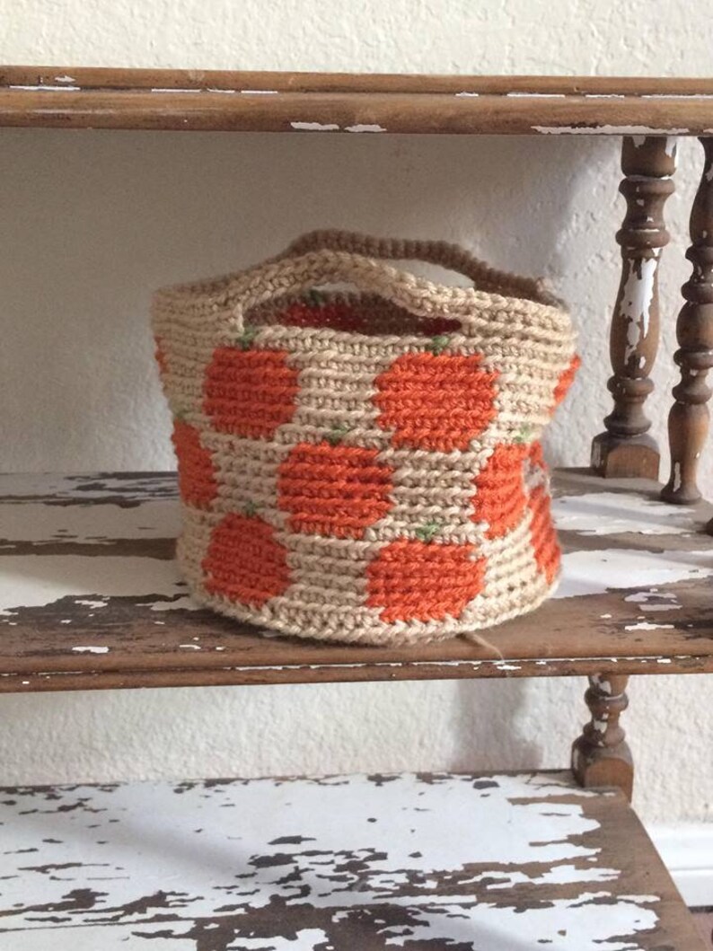 Crochet Pumpkin Basket PatternFall crochet basket, crochet Fall decoration, crochet home decor, easy crochet basket, tapestry crochet imagem 5