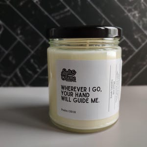 Salmo 139:18 - Ropa Recién Lavada / Vela de Soja Vertida a Mano / Frasco de 255 g