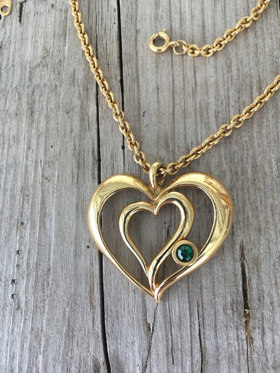 Vintage Gold And Emerald Heart Necklace Avon - Gold Emerald Heart Pendant Necklace