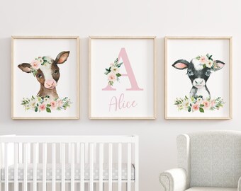 Impresión personalizada del nombre del bebé, carta de monograma, impresiones florales de guardería, guardería de niñas, floral de acuarela rosa, decoración de pared de guardería de vacas,