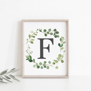 Letra F Eucalyptus Wreath Print, First Initial, Monogram, Nursery Wall Decor, Watercolor Eucalyptus Nursery Wall Art, Descarga digital,