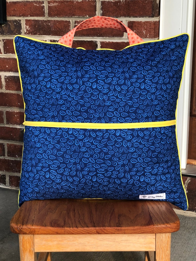 Handmade With Piping And Zipper Flying Ace Dog Reading Pocket Pillow Cover