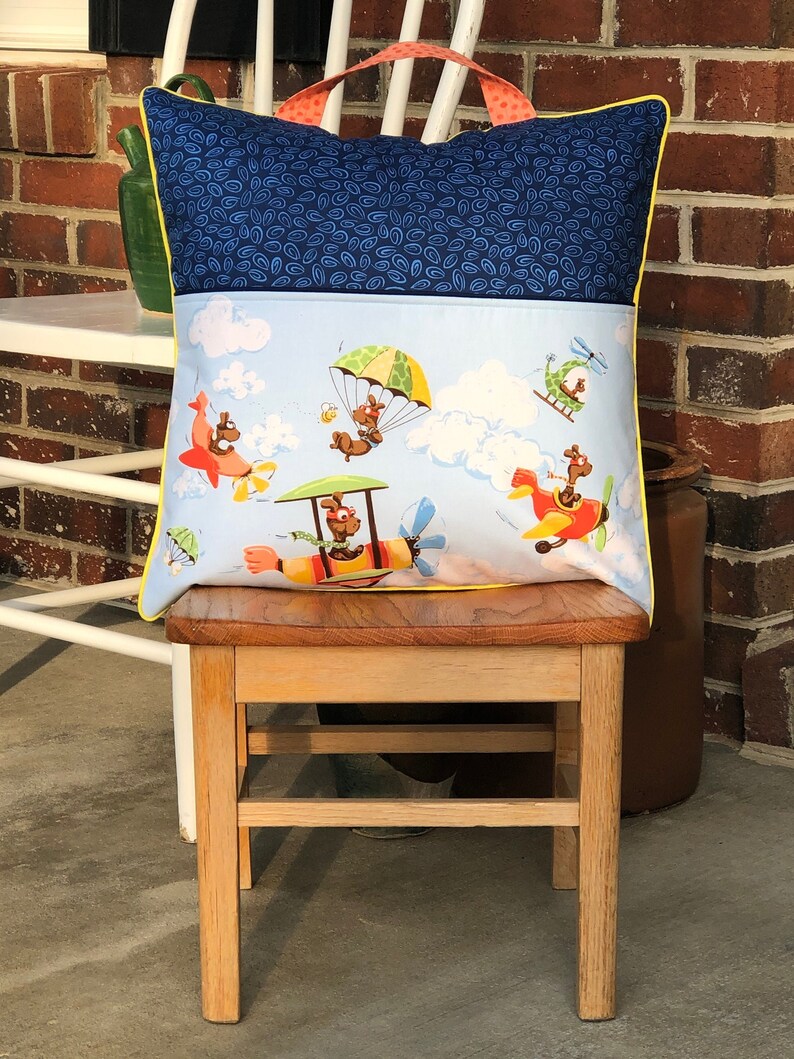 Handmade With Piping And Zipper Flying Ace Dog Reading Pocket Pillow Cover