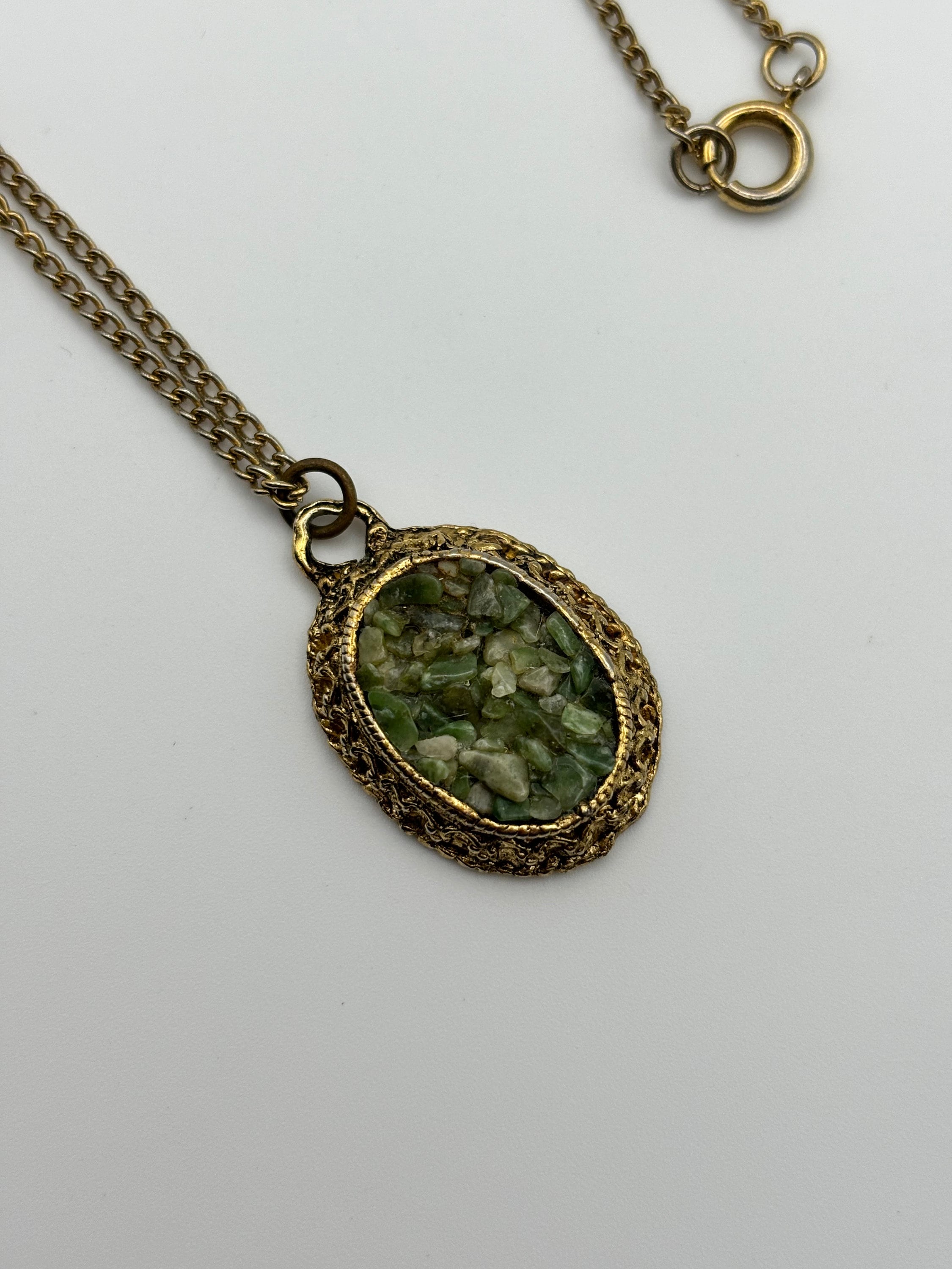 Hollywood, 80s Vintage Green Gems Pendant Necklace - Etsy