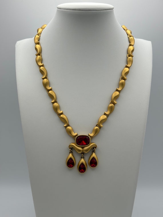 Napier, 80s vintage red crystal & matte gold plat… - image 8