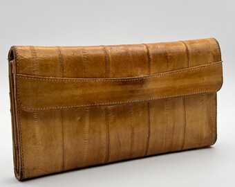 Monedero vintage de piel de anguila marrón de los años 70