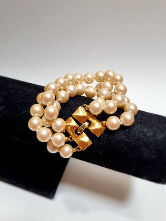 Monet pearl bracelet deals