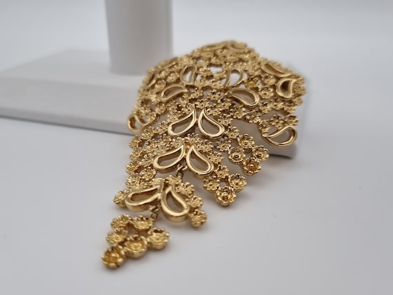 Monet, 60s vintage gold plated articulated dangli… - image 4