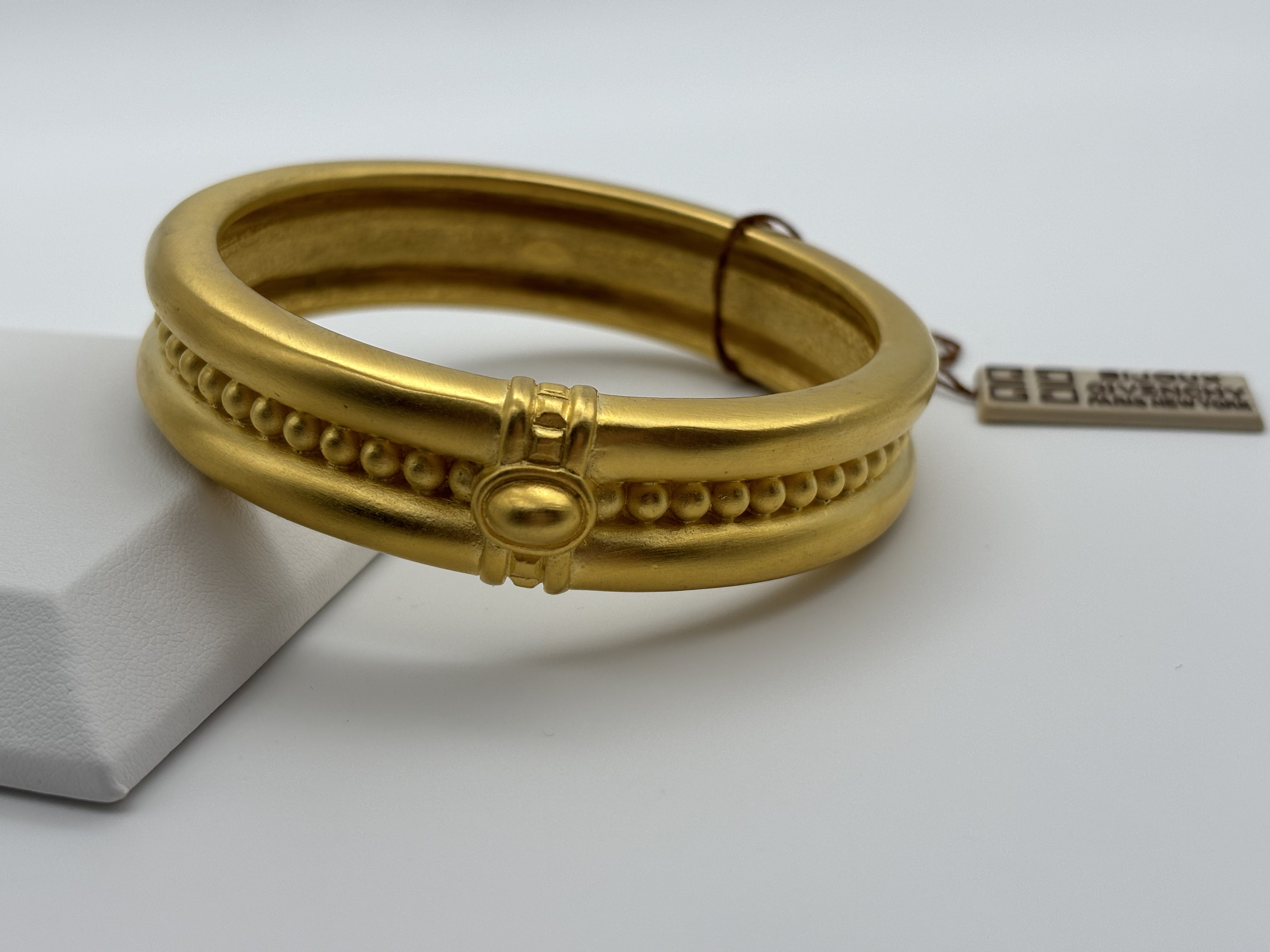 Givenchy, 80s New Vintage Matte Gold Plated Bangle - Etsy Denmark