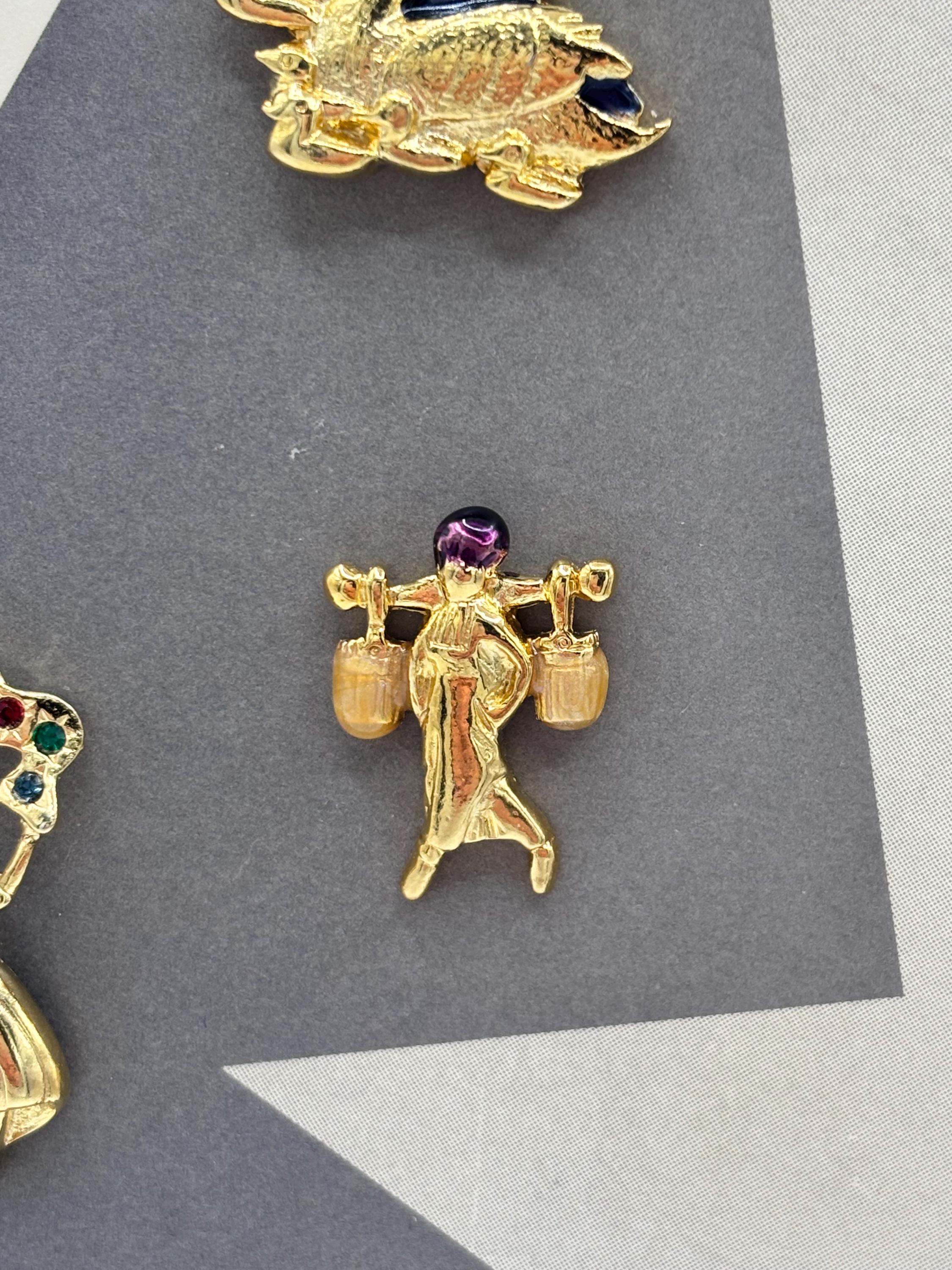 Neiman Marcus, 80s New Vintage Figural Lapel Pin Set - Etsy