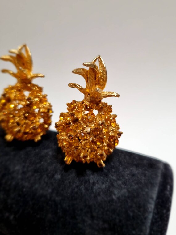 Alice Caviness, 60s vintage pineapple clip on ear… - image 2