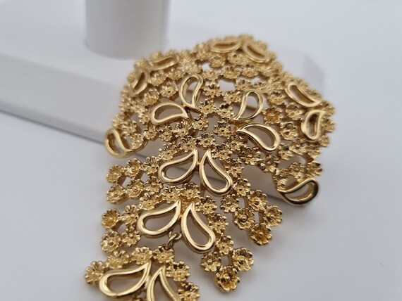 Monet, 60s vintage gold plated articulated dangli… - image 2