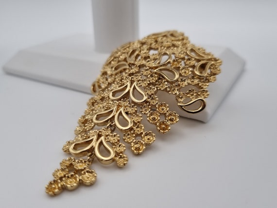 Monet, 60s vintage gold plated articulated dangli… - image 5